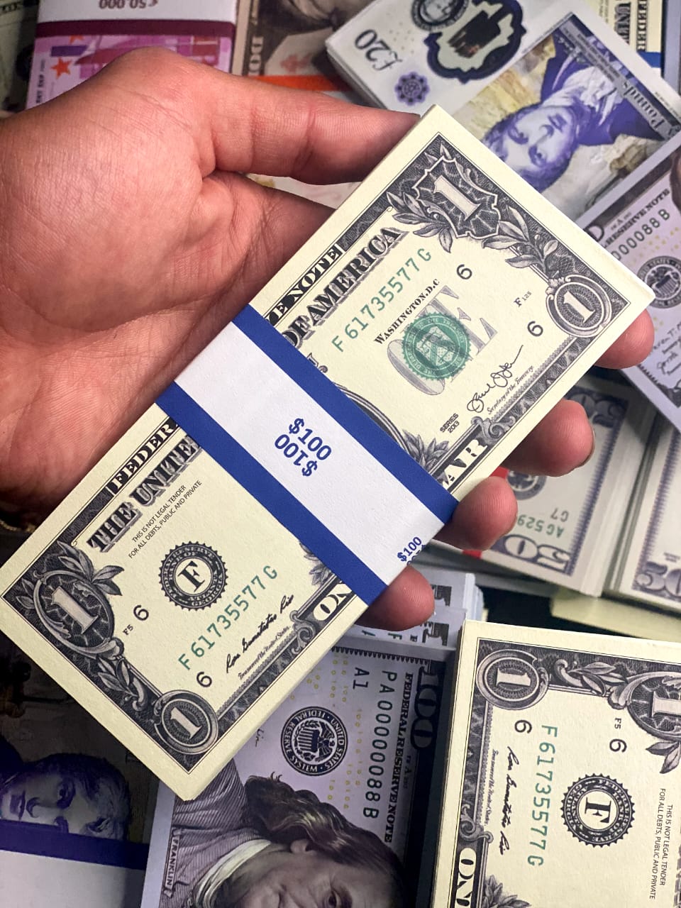 1$ Party Prop Stack (105notes)